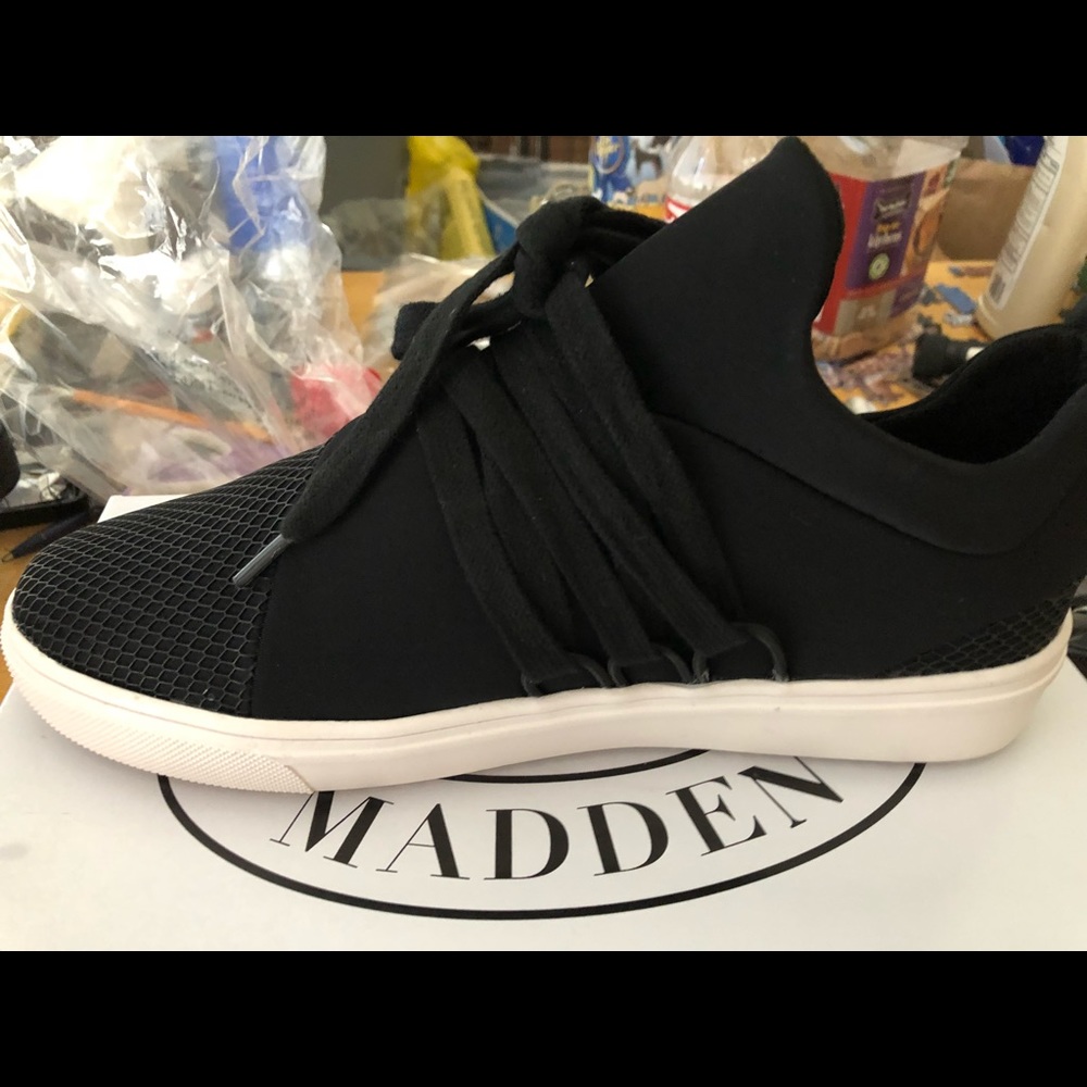 Steve Madden Lancer shoes